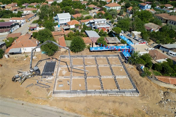 Milas Belediyesi’nden mahallelere sosyal alan