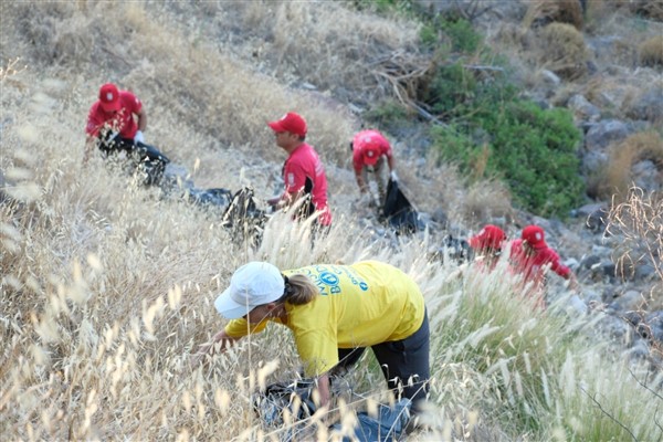 Bodrum Belediyesi’nden kapsamlı temizlik çalışmaları