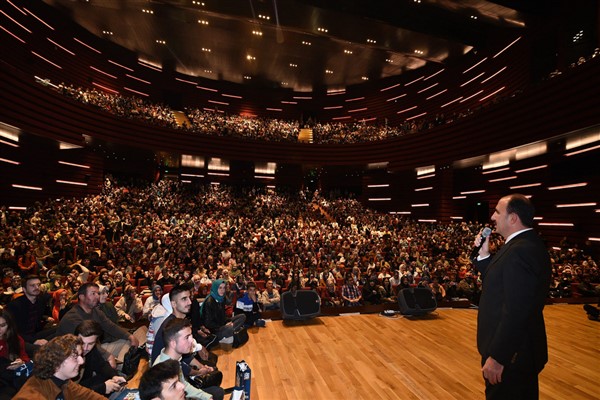 Başkan Altay üniversite tercihi yapacak öğrencileri Konya’ya davet etti