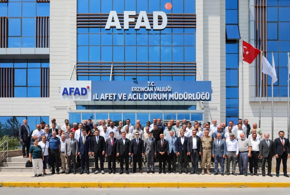 Erzincan’da Muhtarlarla İstişare Toplantısı düzenlendi