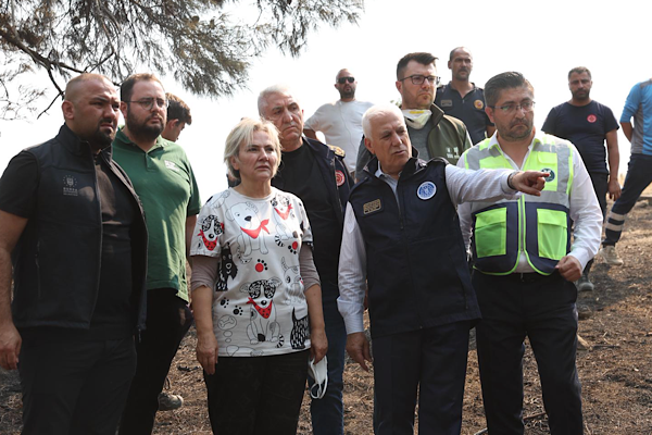 Başkan Bozbey, Gürsu’daki yangın bölgesinde incelemelerde bulundu