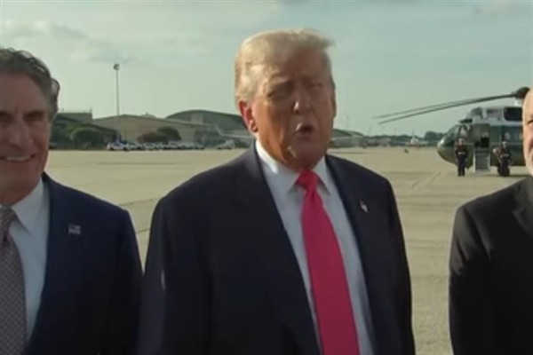 Trump, bazı Patriot Füzelerinin Ukrayna’ya yolda olduğunu söyledi