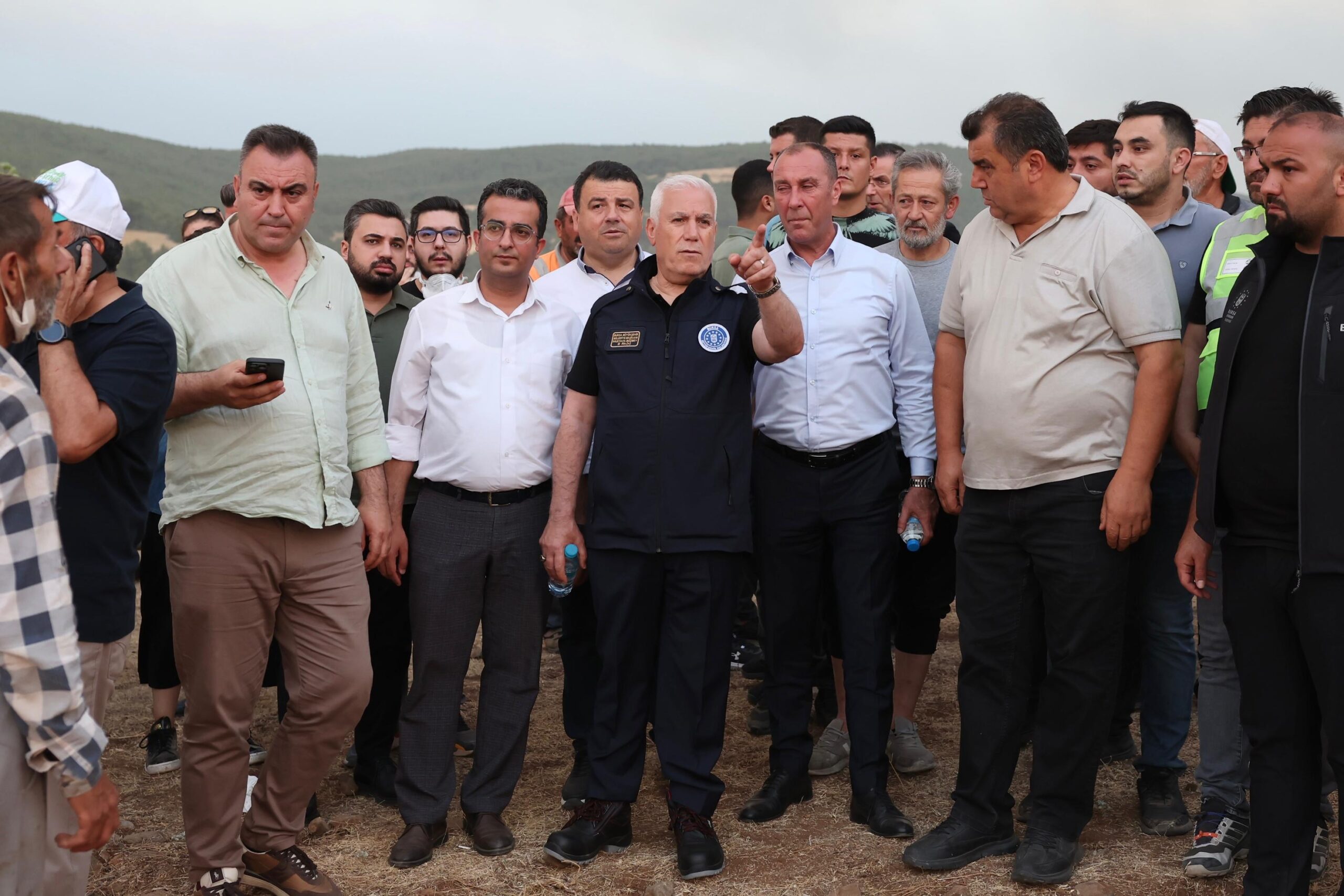 Başkan Bozbey: Yangının yönü belli değil, daha fazla hava desteği gerekli