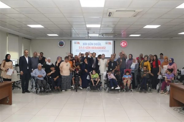 Siirt Belediyesi’nden özel bireylere medikal destek