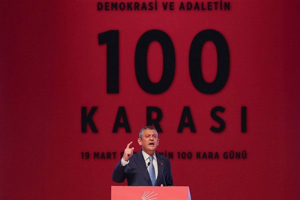 CHP Genel Başkanı Özel, 19 Mart Darbesinin 100’üncü Günü Toplantısına katıldı
