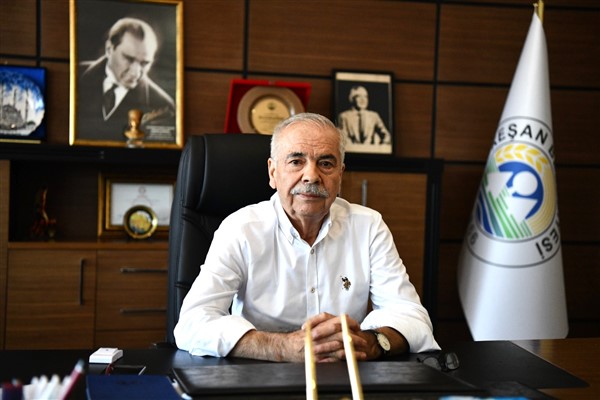 Başkan Özcan, görevine başladı