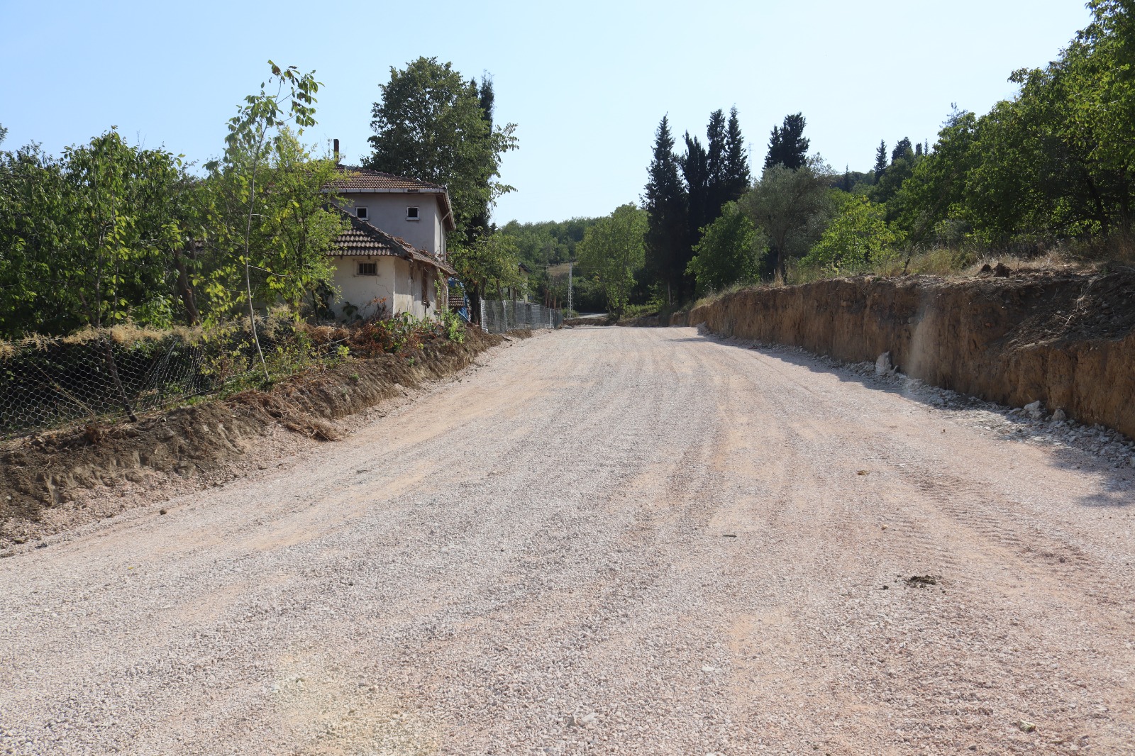 İzmit Belediyesinden Arızlı Mahallesi’ne yeni imar yolu
