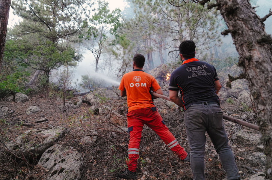 Üsküdar Belediyesi’nden Eskişehir’deki yangına müdahalede destek