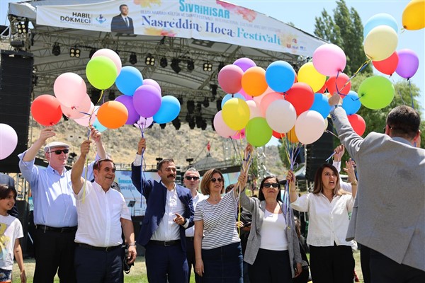 Ünlüce, 9.Uluslararası Nasreddin Hoca Kültür ve Sanat Festivali’nin açılışına katıldı
