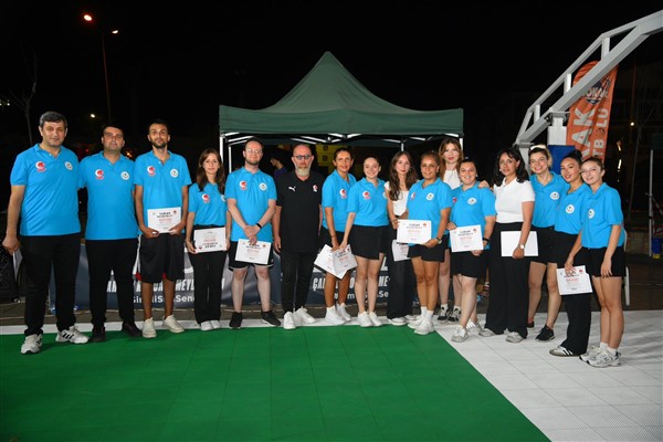 Sokak Basketbolu sona erdi