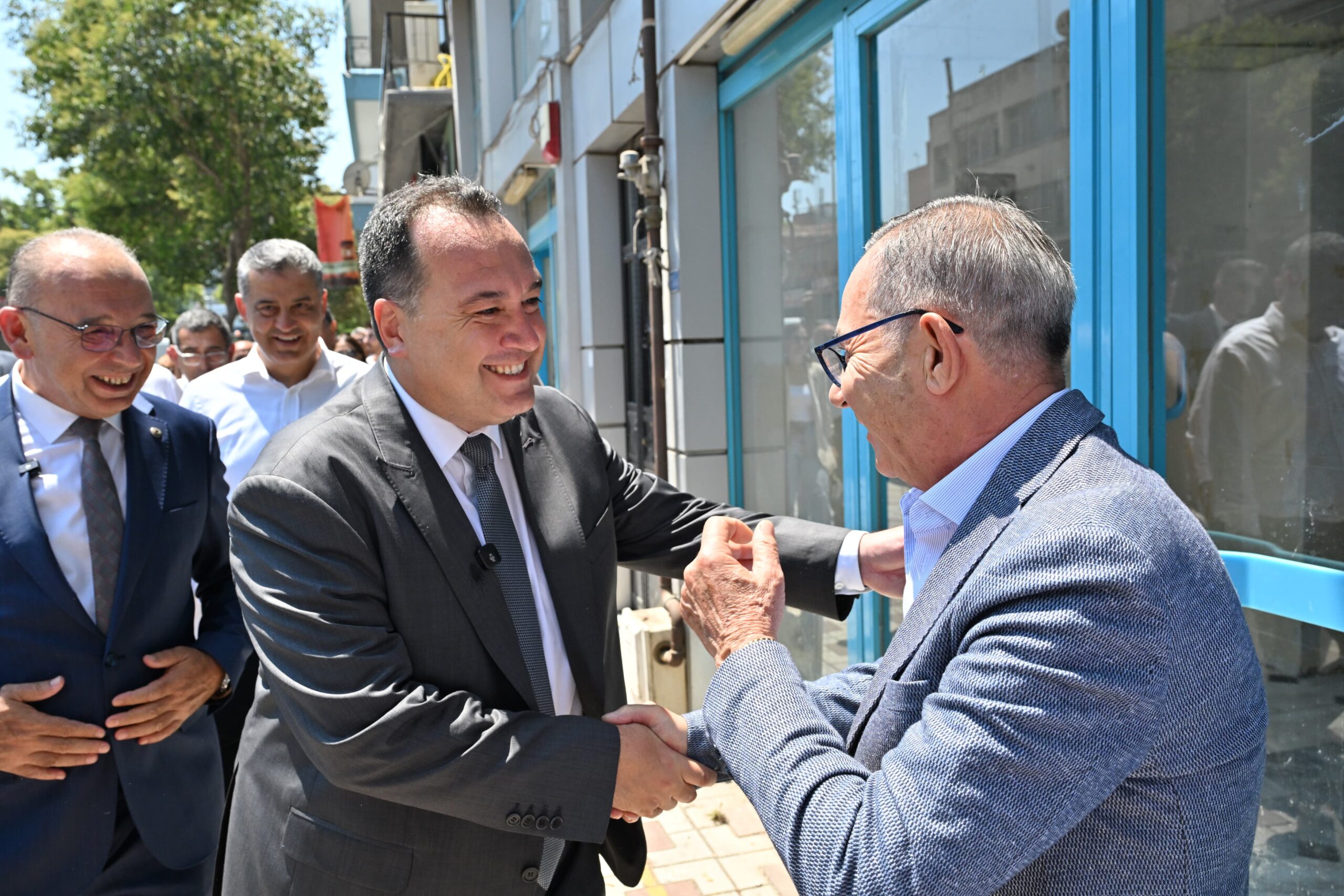 Başkan Dutlulu, Turgutlu’da esnaf temsilcilerini ziyaret etti