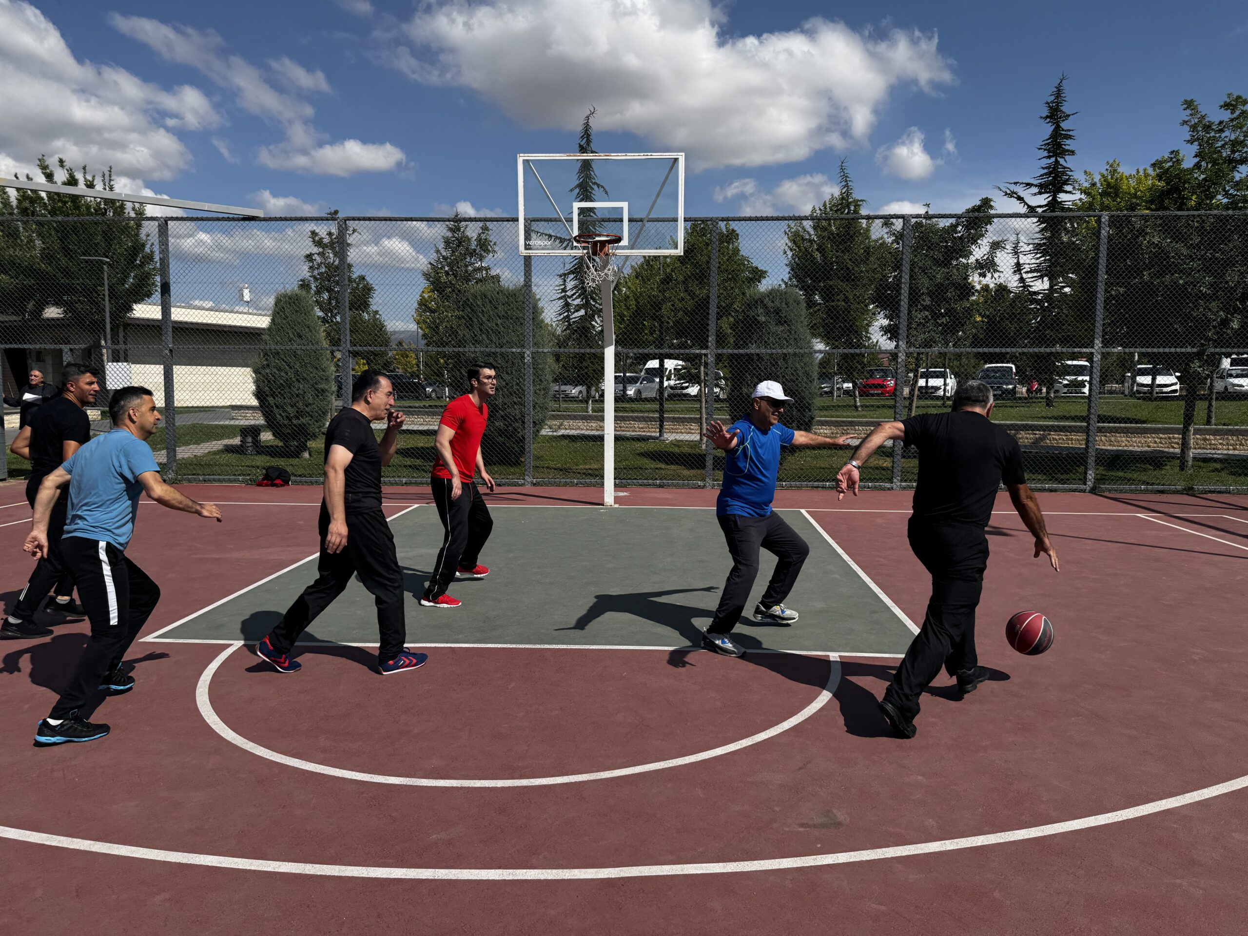 Çorum Belediyesi Zabıta Müdürlüğü personelinden sabah sporu