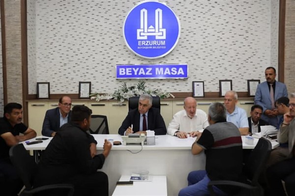 Erzurum Büyükşehir’den “Halk Günü” buluşması