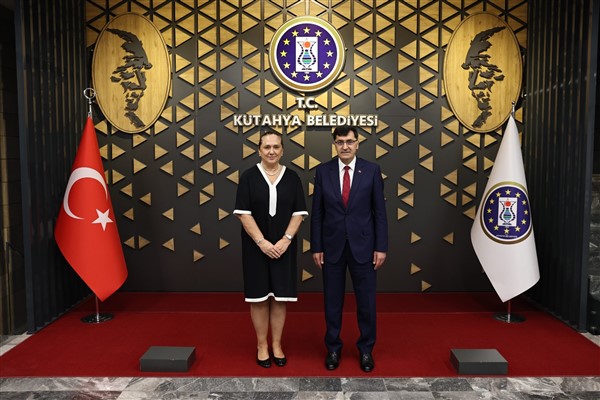 Başkan Kahveci, Kosova’nın İstanbul Başkonsolosu Novoberdaliu’yu ağırladı