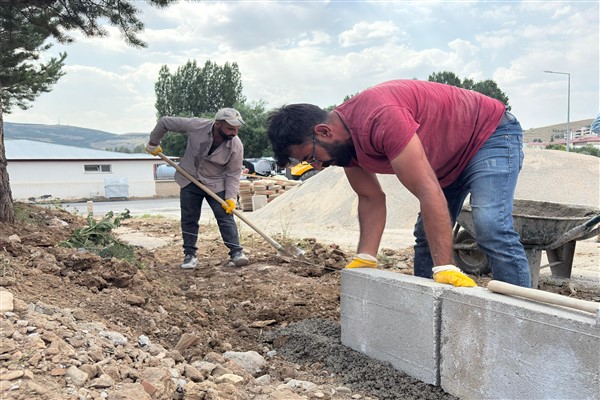 Bayburt Belediyesi, kentteki çalışmalarına devam ediyor
