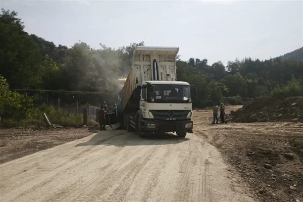 Tunceli’de iki parkı birleştiren yolda asfalt çalışması başladı