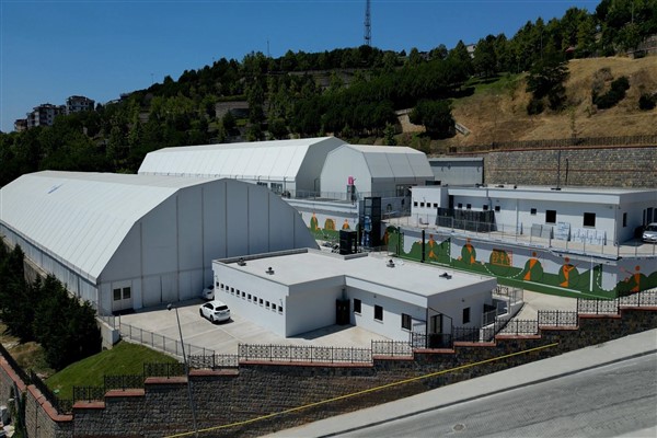 Safa Tepesi Spor Tesisi, gerçekleşen tören ile hizmete açıldı