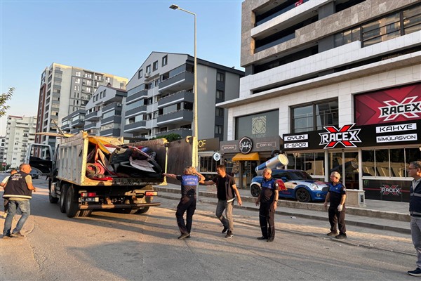 Nilüfer Belediyesi Zabıta ekiplerinden çevre operasyonu