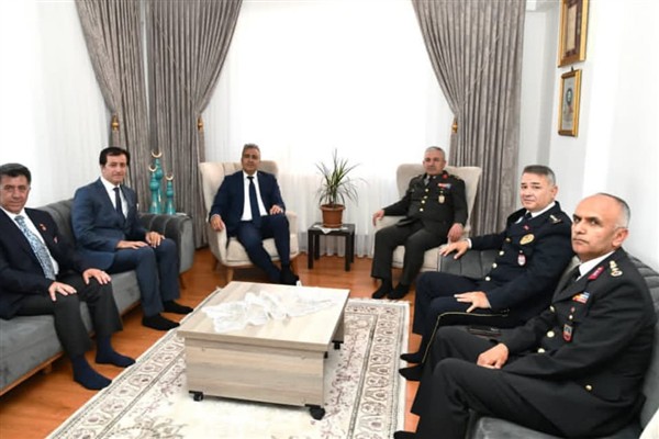 Vali Çiçek’ten 15 Temmuz gazisine ziyaret