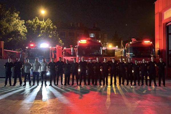 Başkan Altay: İtfaiye ekiplerimiz, Bursa’daki yangın söndürme çalışmaları için yola çıktı