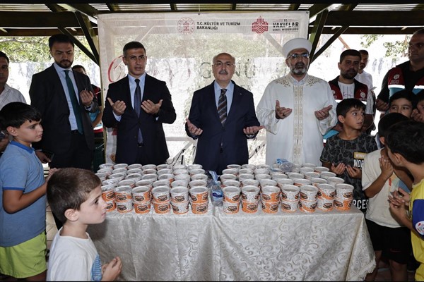 Adana Valisi Köşger’den Ulubatlı Hasan Mahallesi’ne ziyaret