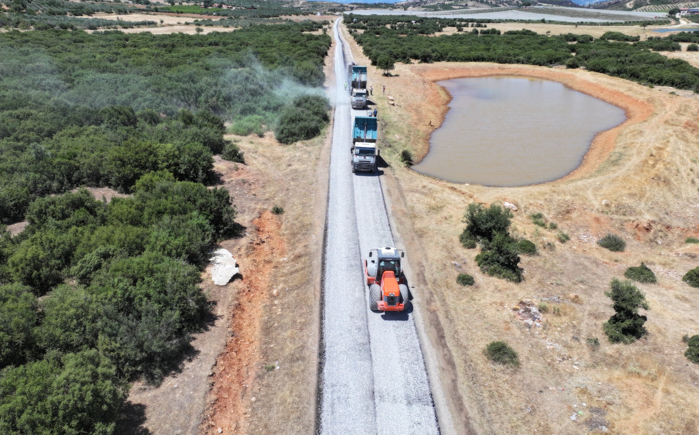 Manisa Büyükşehir Belediyesi’nden yol çalışması