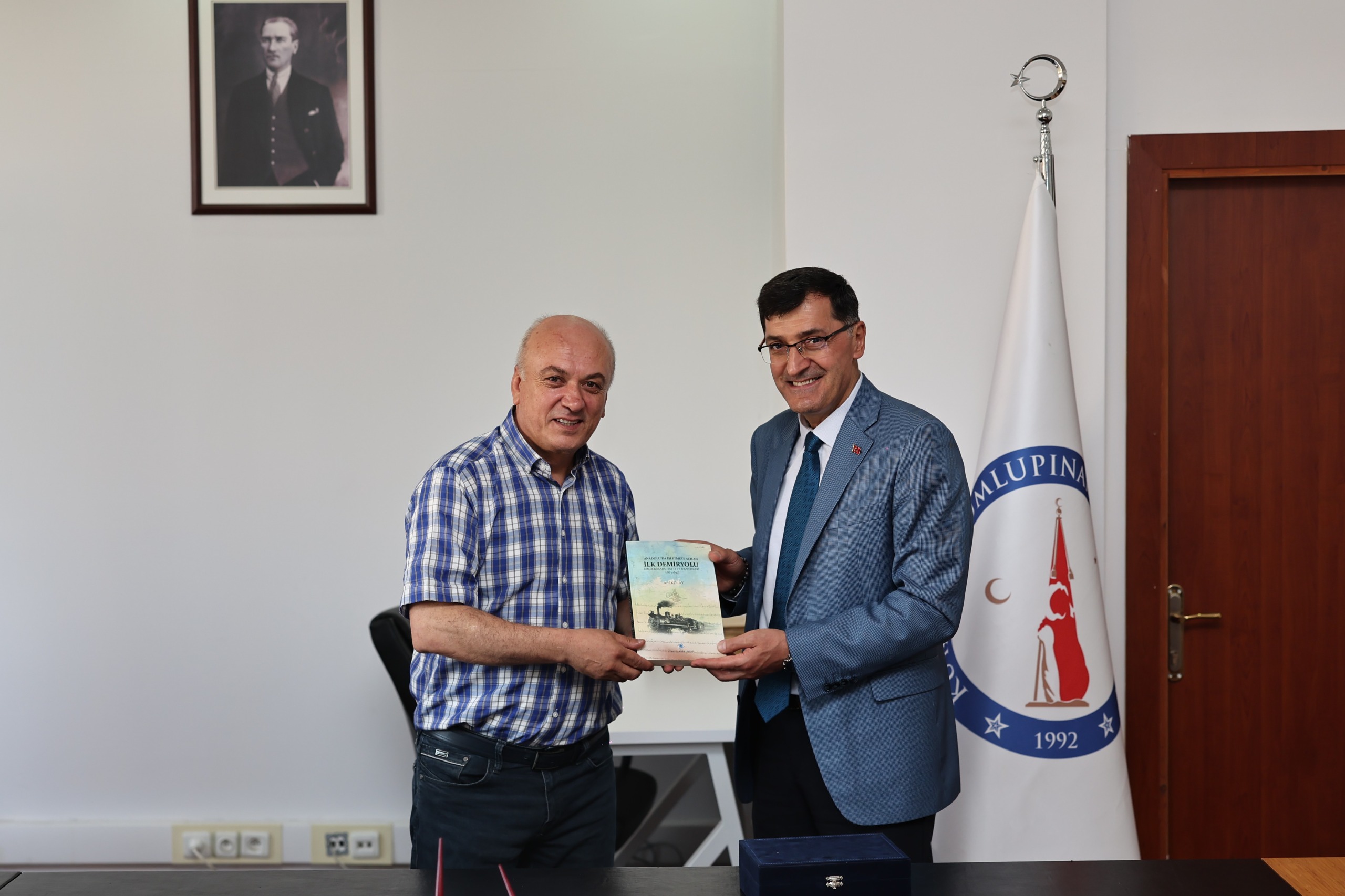 Başkan Kahveci’den DPÜ Sosyal Bilimler Meslek Yüksekokulu’na ziyaret