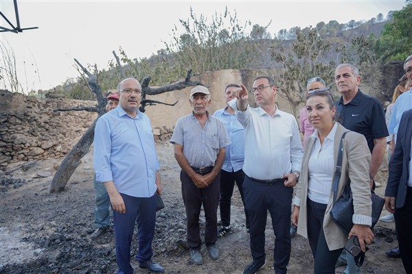 İYİ Parti heyeti yangın bölgesinde