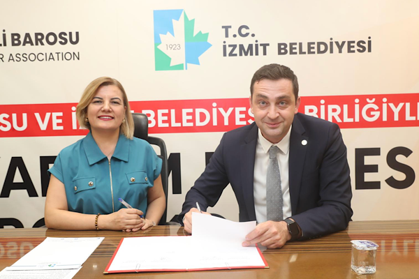 İzmit Belediyesi ile Kocaeli Barosu arasında adli yardım protokolü imzalandı