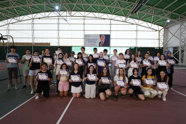 Bursa’da Yaz Spor Okulları Tam Gün Spor Okulu’nda ilk dönem tamamlandı