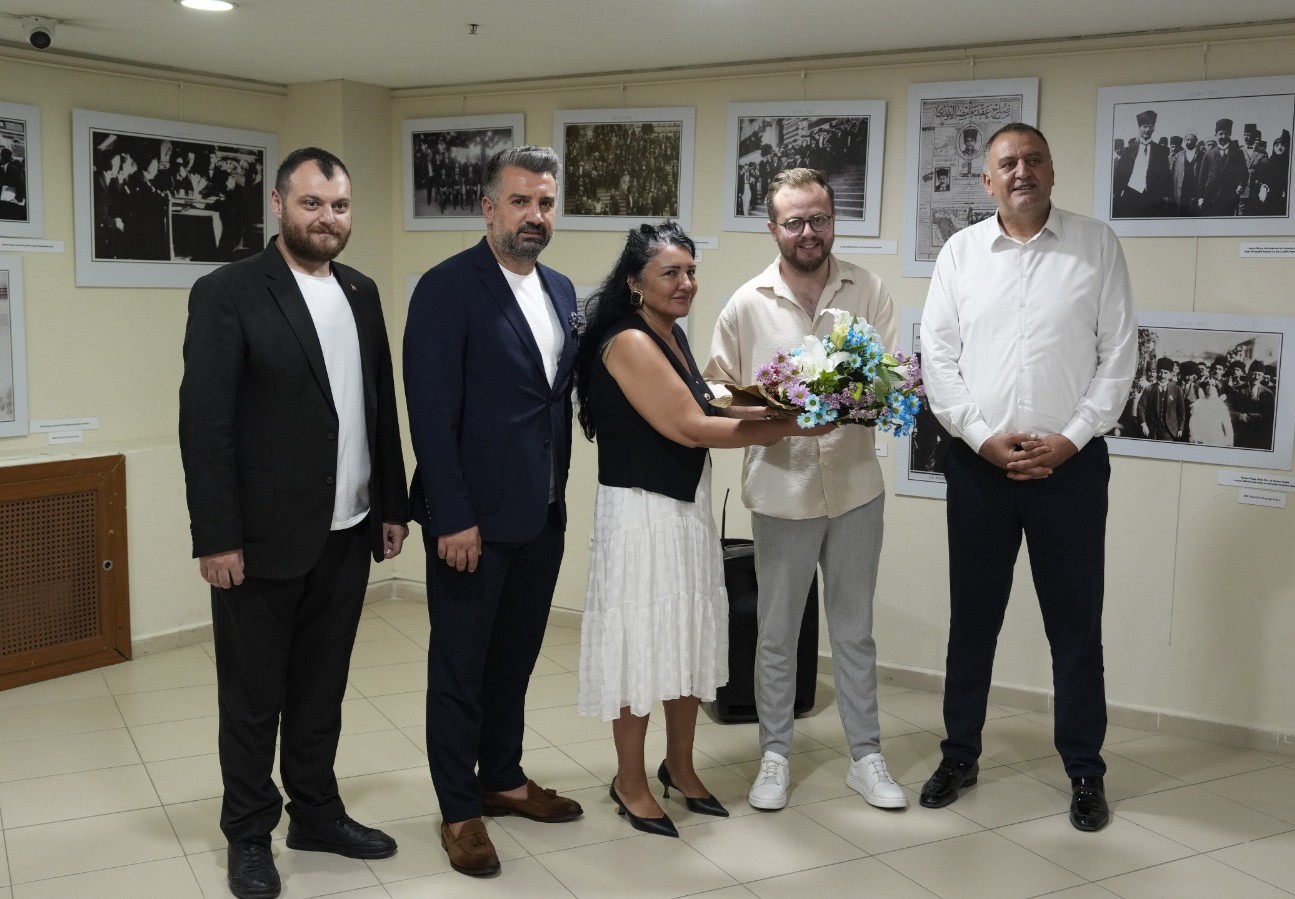 “Lozan: Barışa Giden Yol” sergisi Kartal’da açıldı