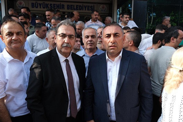 Adana Büyükşehir Belediye Başkan Vekili Güngör Geçer oldu