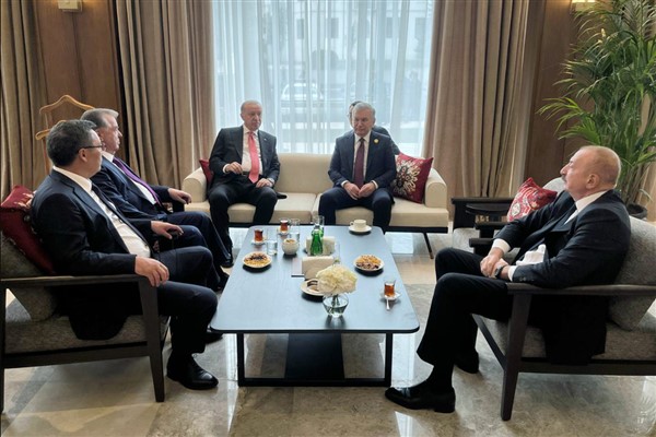 Cumhurbaşkanı Erdoğan, Azerbaycan’da temaslarda bulundu