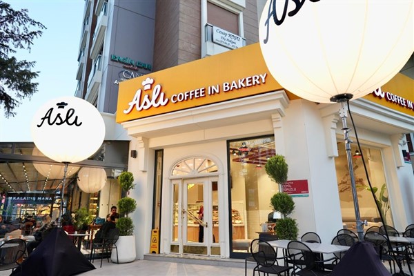 Aslı Akademi kapılarını geleceğin şeflerine açıyor