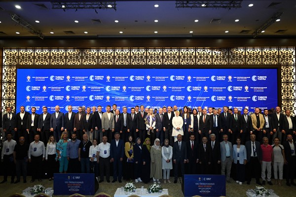 Demir: Konya Belediyeleri büyük işler yapıyor