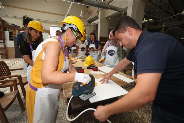 Muğla Büyükşehir’den cinsiyet eşitliği mesajı