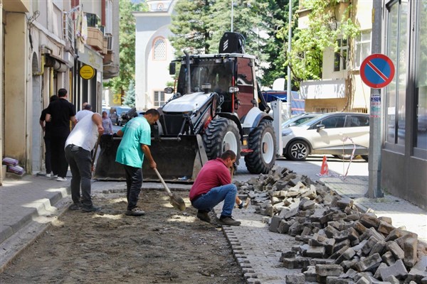 Giresun Belediyesi ekipleri, saha çalışmalarını sürdürüyor