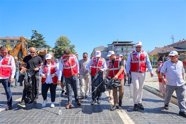 Düzce Belediyesi’nden temizlik kampanyası