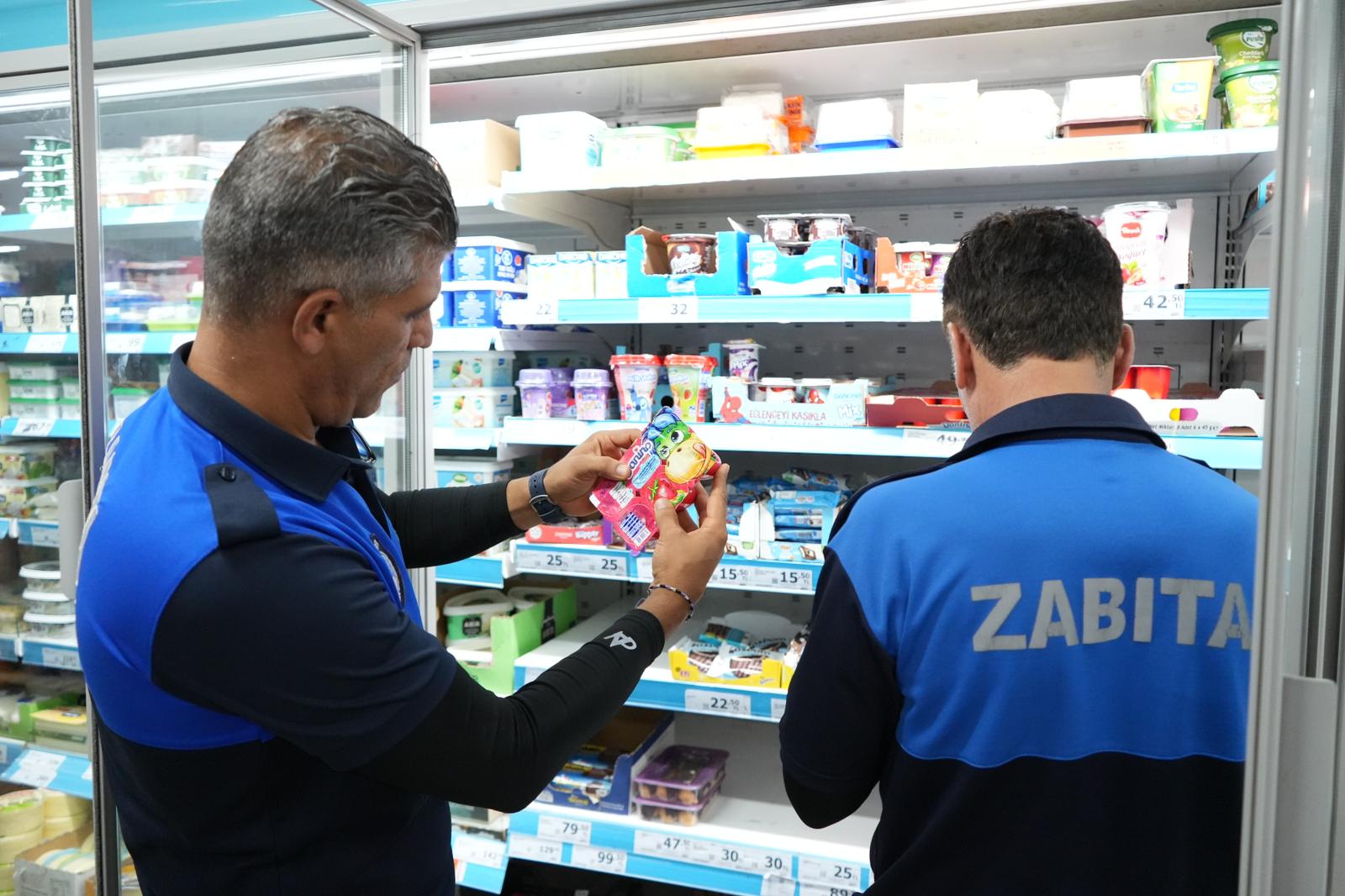 Kayapınar zabıtasından marketlerde fiyat denetimi