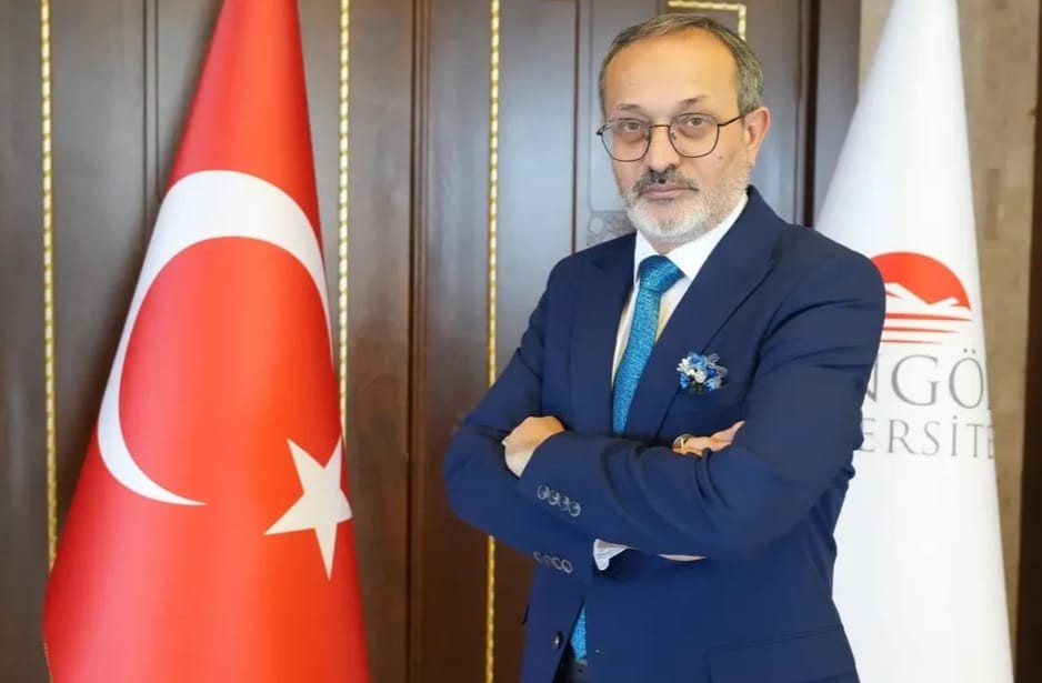 Bingöl Üniversitesi Rektörü Çelik, Gazeteciler Bayramı’nı kutladı