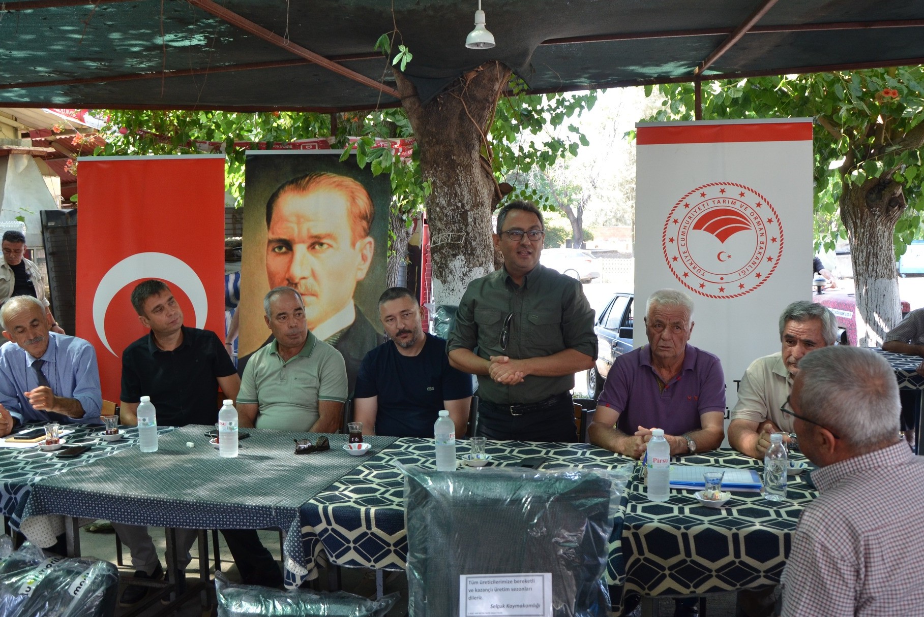 Selçuk’ta çiftçilere incir eğitimi ve hasat filesi desteği