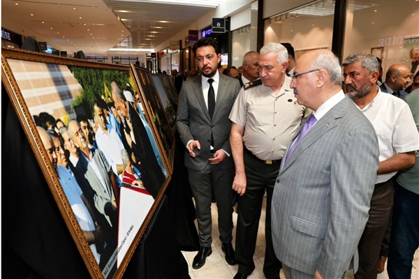 Adana’da 15 Temmuz Demokrasi Ve Milli Birlik Günü Fotoğraf Sergisi açıldı