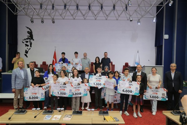 Kitap Okuma Yarışması’nda ödüller sahiplerini buldu