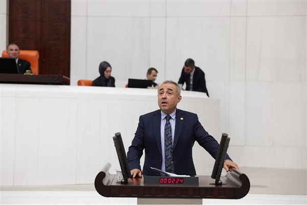 DEVA Partili Karatutlu: Kahramanmaraş’ta ruhsatsız yapılar mahalleleri kuşattı