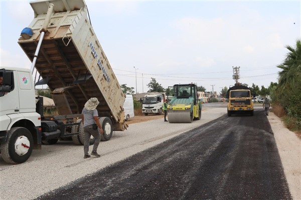 Kepez’de yollar yenileniyor