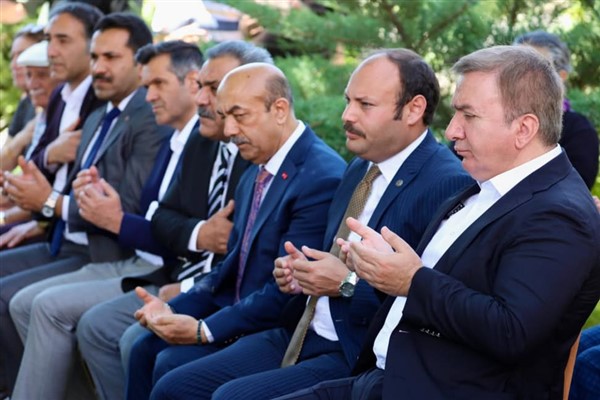 Erzincan’da aşure dağıtım programı düzenlendi