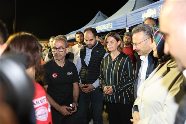 Başkan Ünlüce: 10 kahramanımızı kaybettik, Eskişehir’in başı sağ olsun