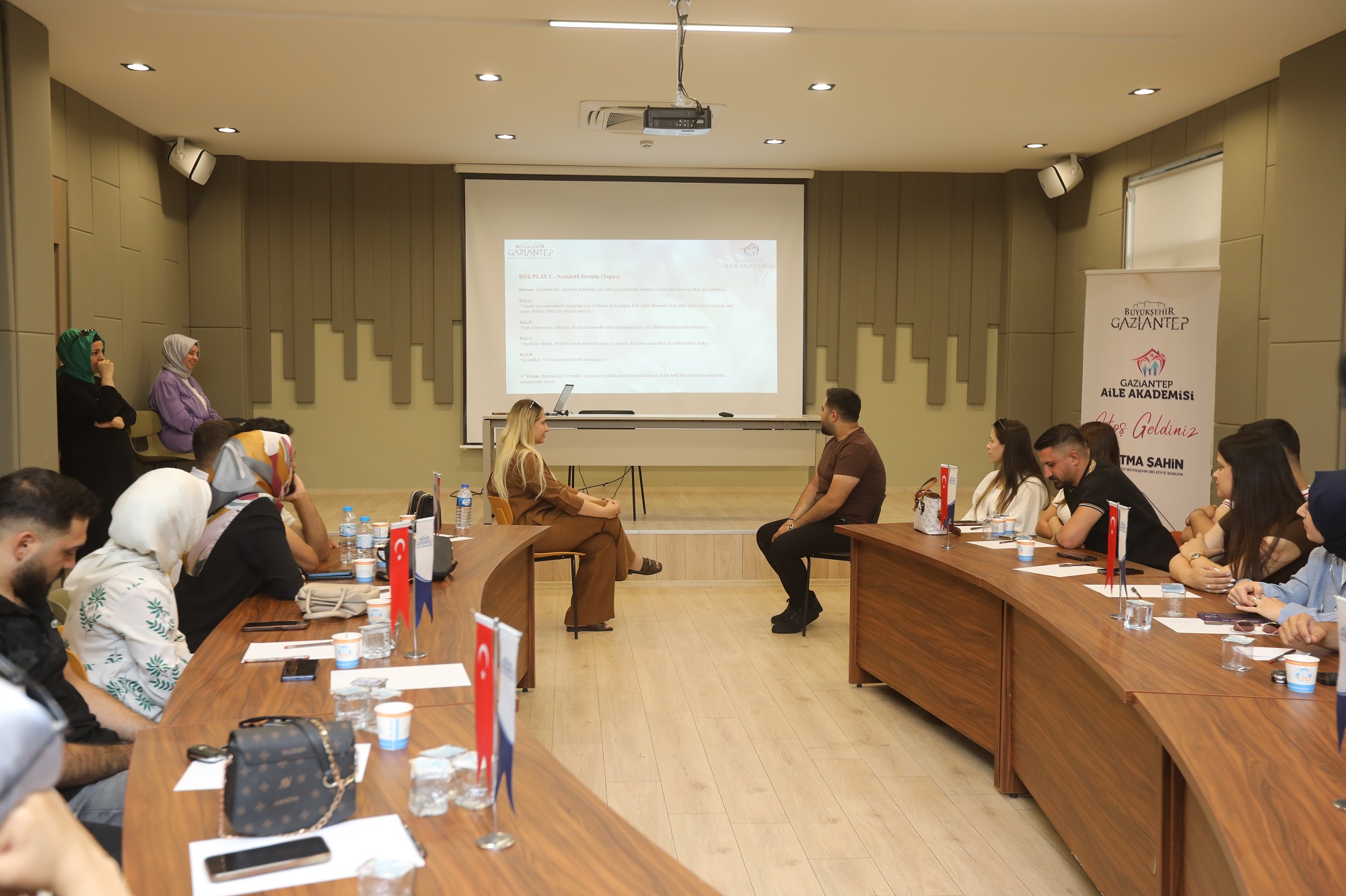 Aile Akademisi’nde evlilik öncesi eğitim başladı