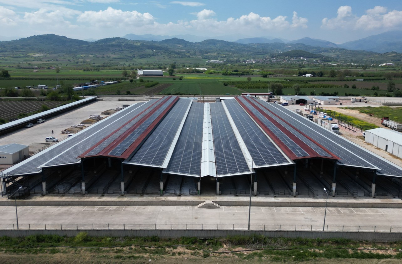 İnegöl Belediyesi’nden güneş enerjisiyle aylık 1.2 milyon TL kazanım