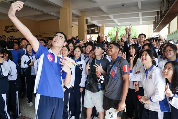 Xi’den ABD’li gençlere çağrı: İki ülke arasında dostluk elçisi olun